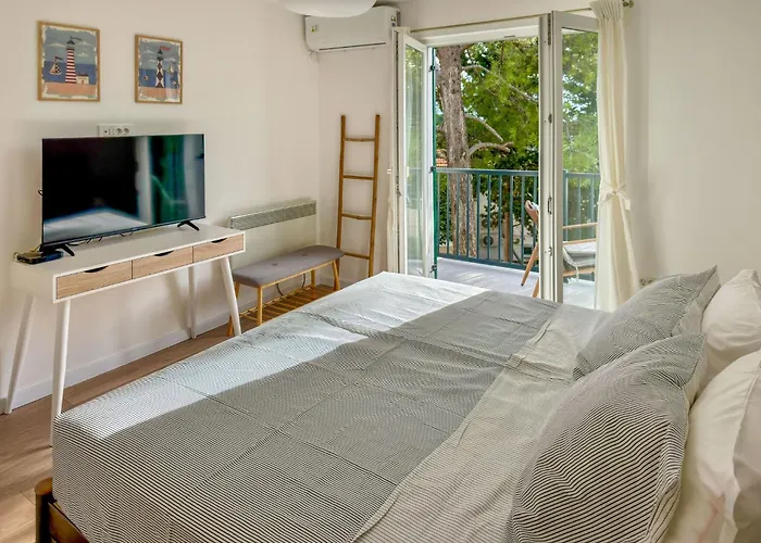 Nyaraló By Interhome Krk Town